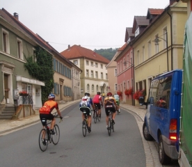 13 auf dem Weg