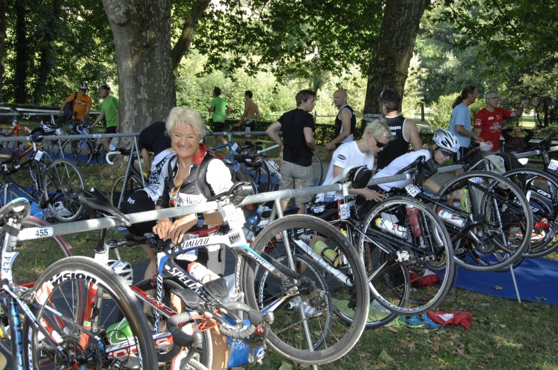 Ulli, Ruth, Claudy, Philipp, Kurt und Martin in der Wechselzone